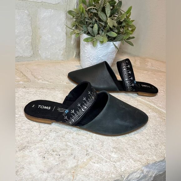 Toms Jutti black leather mules sz 9 - Picture 1 of 5